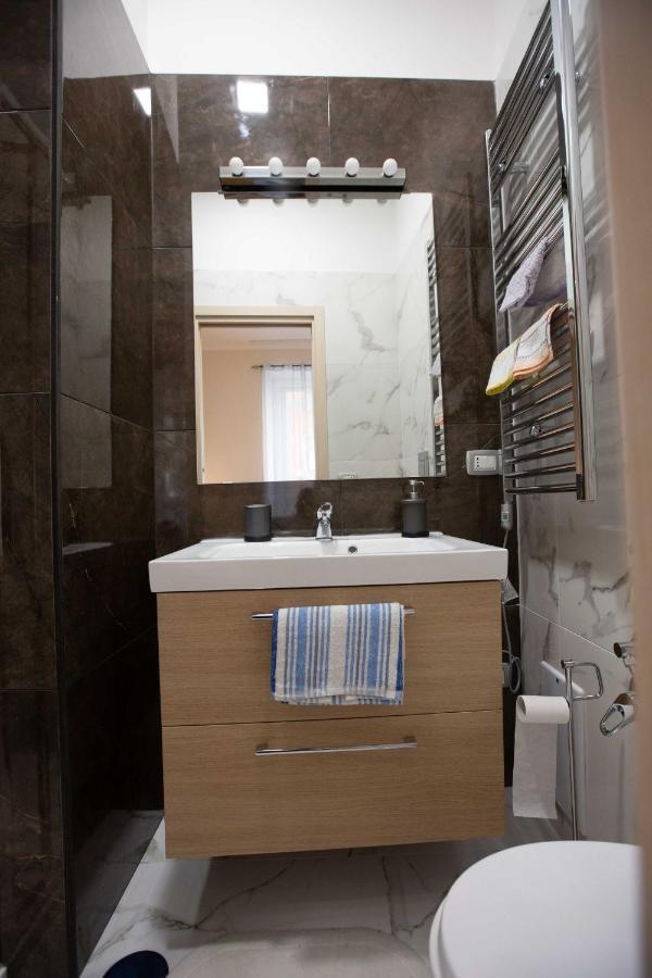 Appartement Privilege Chiaia By Dimorra